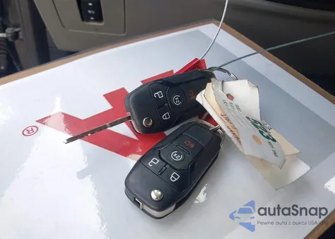 2017 Ford F-150 Xlt z USA, uszkodzony, nr VIN 1FTEW1EGXHFB84047